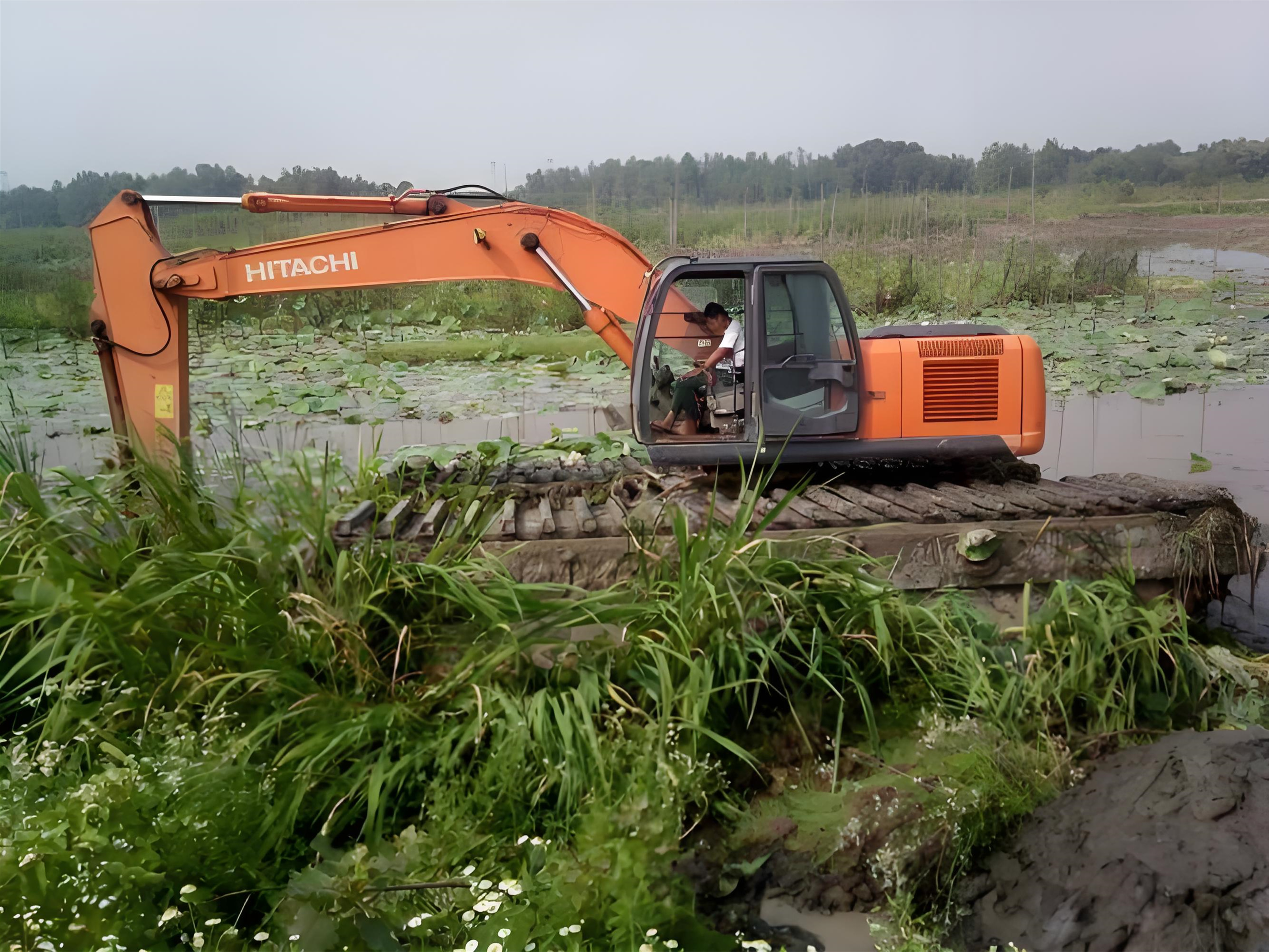 甘肅酒泉水上挖機(jī)清淤施工隊(duì) - 挖機(jī)清淤的費(fèi)用怎么計(jì)算？