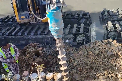 水泥樁批發(fā)廠家泓樺錦嘉-水泥仿木樁樁徑怎么確定？