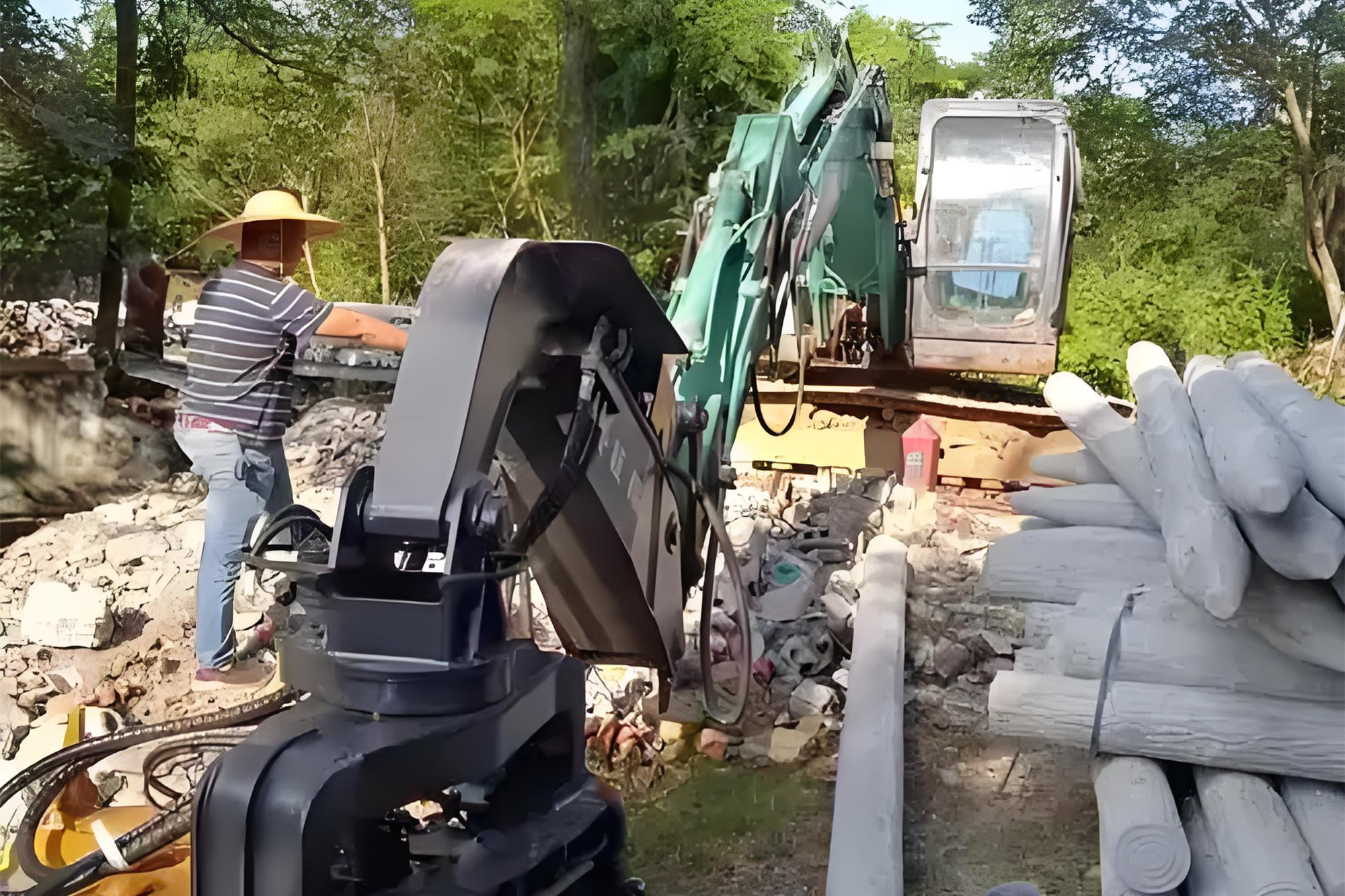 水泥樁批發(fā)廠(chǎng)家泓樺錦嘉-水泥仿木樁抗洪水沖刷的能力怎么樣？