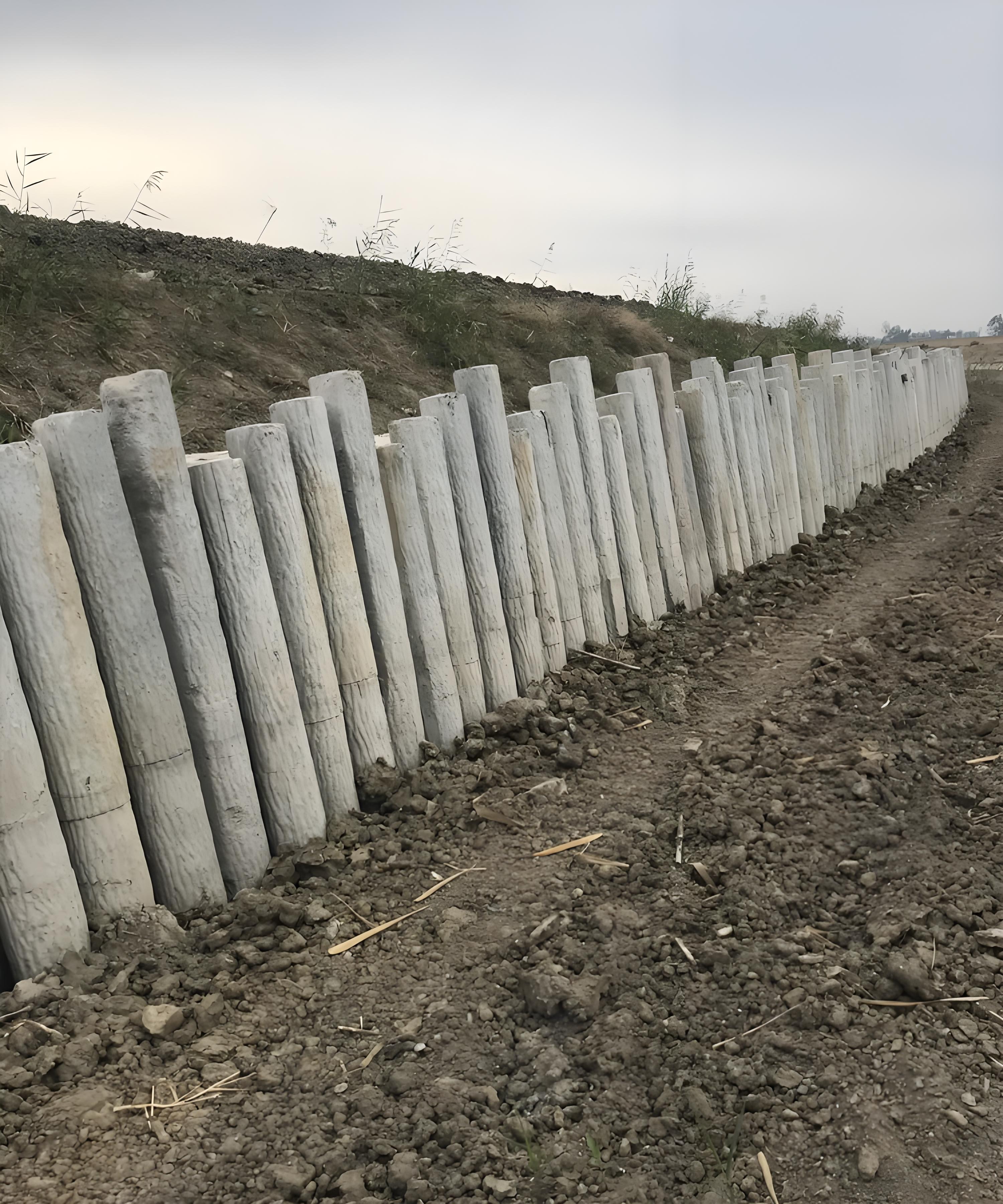 水泥樁批發(fā)廠家泓樺錦嘉-混凝土圓樁施工的配筋要求是什么？