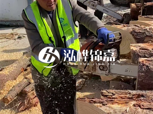 松木樁施工隊(duì)泓樺錦嘉 - 河道護(hù)岸用打樁木選什么材質(zhì)？