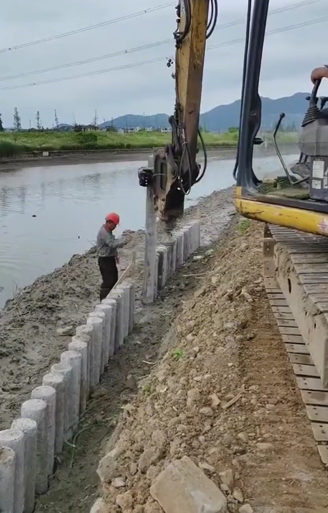 水泥仿木樁施工隊(duì)泓樺錦嘉 - 水泥樁打樁多少錢(qián)一根？