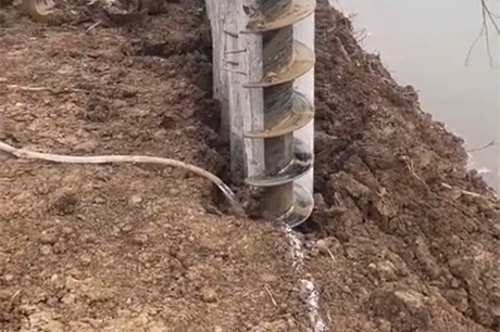 水泥仿木樁施工隊泓樺錦嘉 - 長度 3 米水泥河道樁施工多少錢？